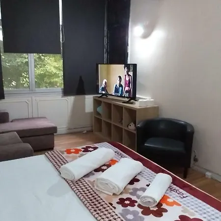Quarto Grande No Centro Lisboa